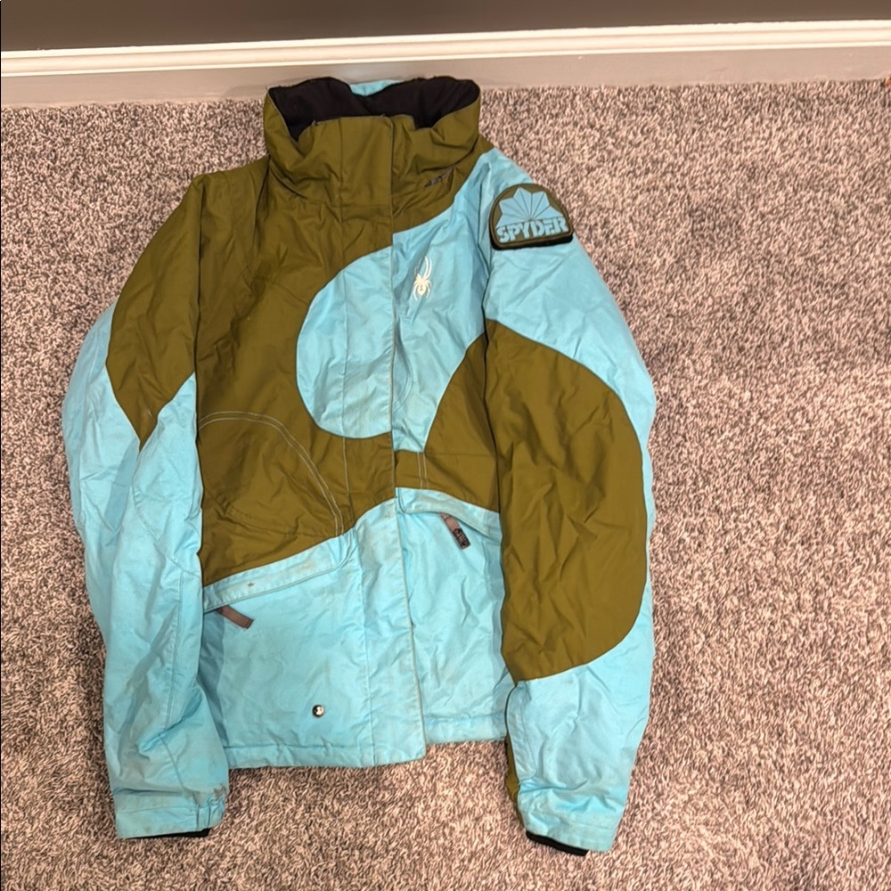 Spyder Blue and Green Puffer Jacket with Sporty Design